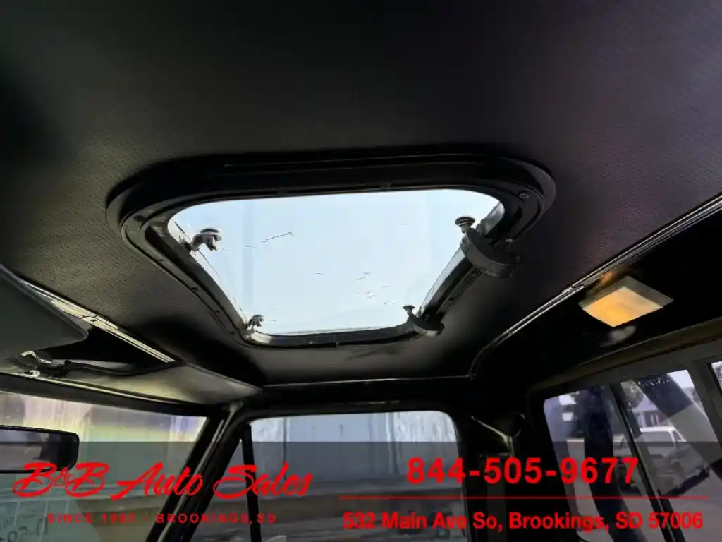 1977 Ford F-150 4×4 Shortbox