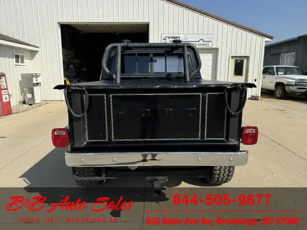 1977 Ford F-150 4×4 Shortbox