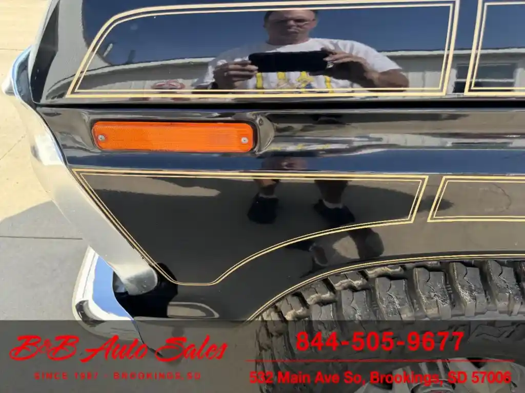 1977 Ford F-150 4×4 Shortbox