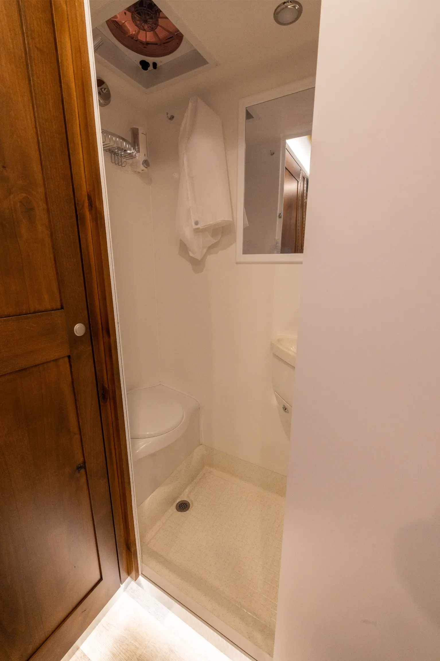 2019 EarthRoamer XV-LTS 234