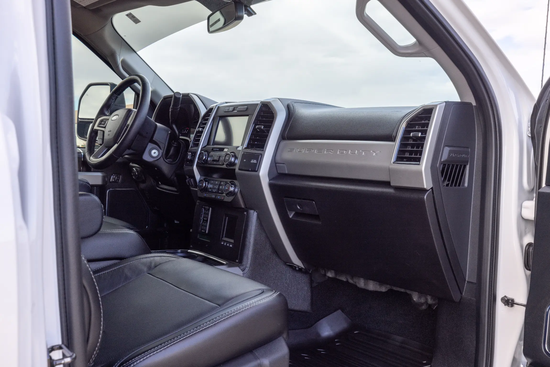 2019 EarthRoamer XV-LTS 234