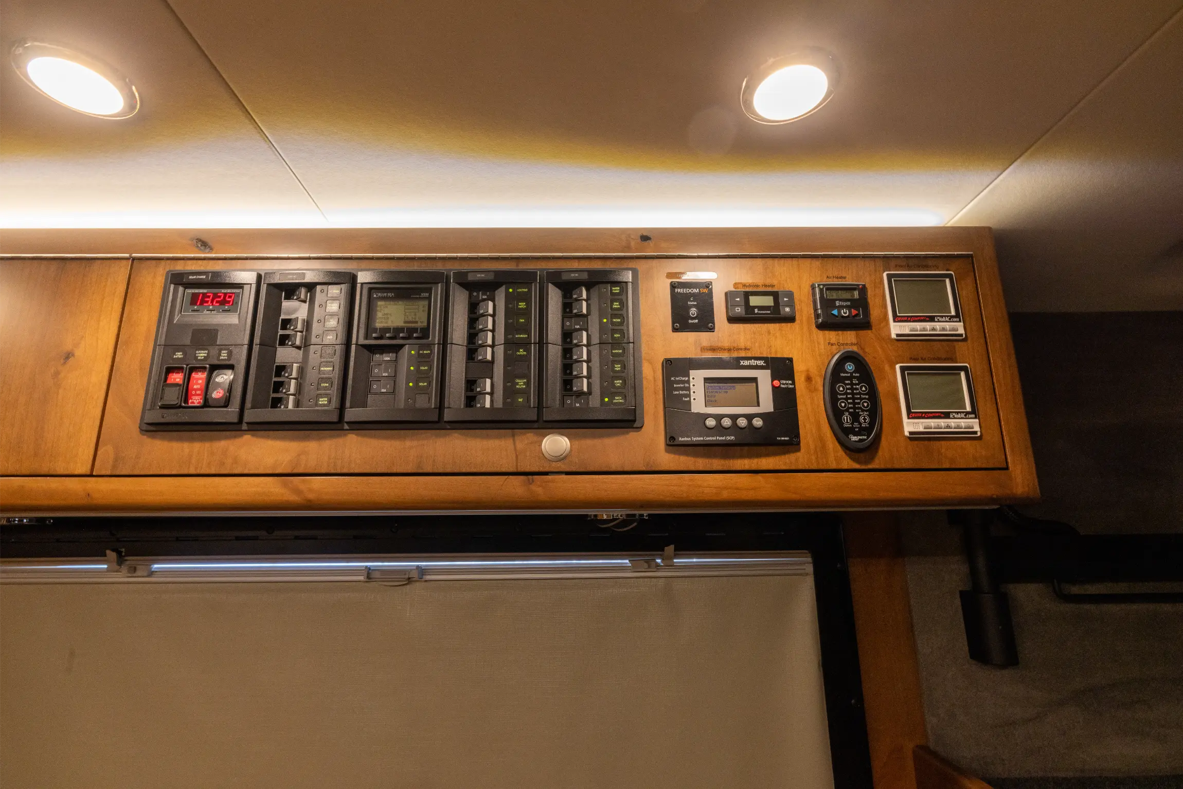 2019 EarthRoamer XV-LTS 234