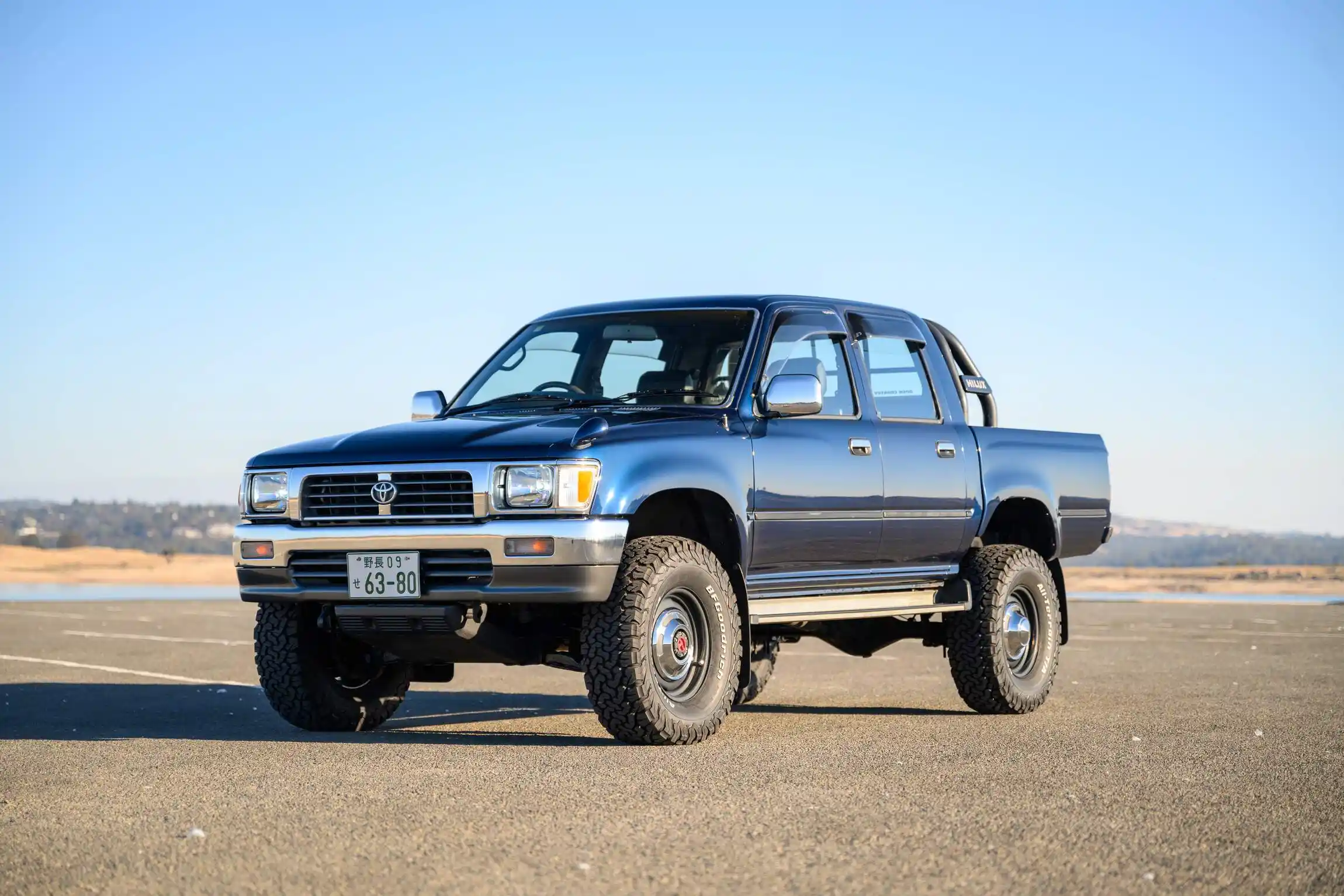 Sold: 1996 Toyota Hilux SSR 4×4