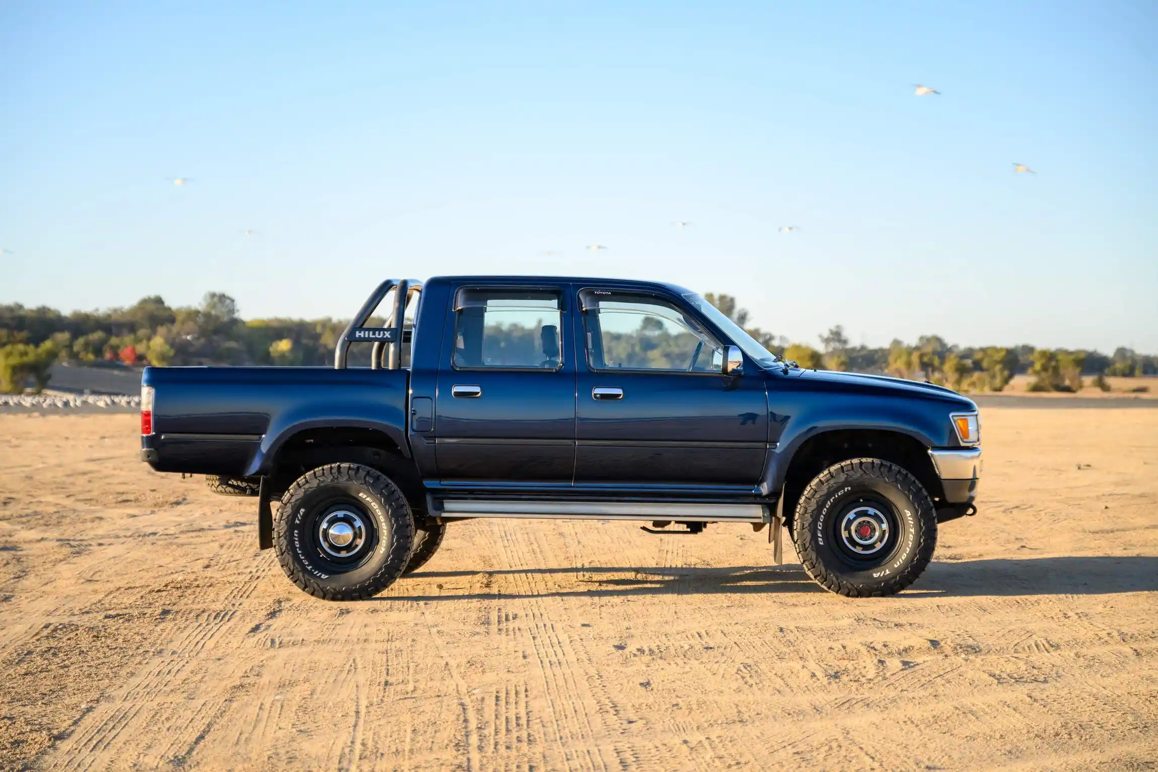 Sold: 1996 Toyota Hilux SSR 4×4