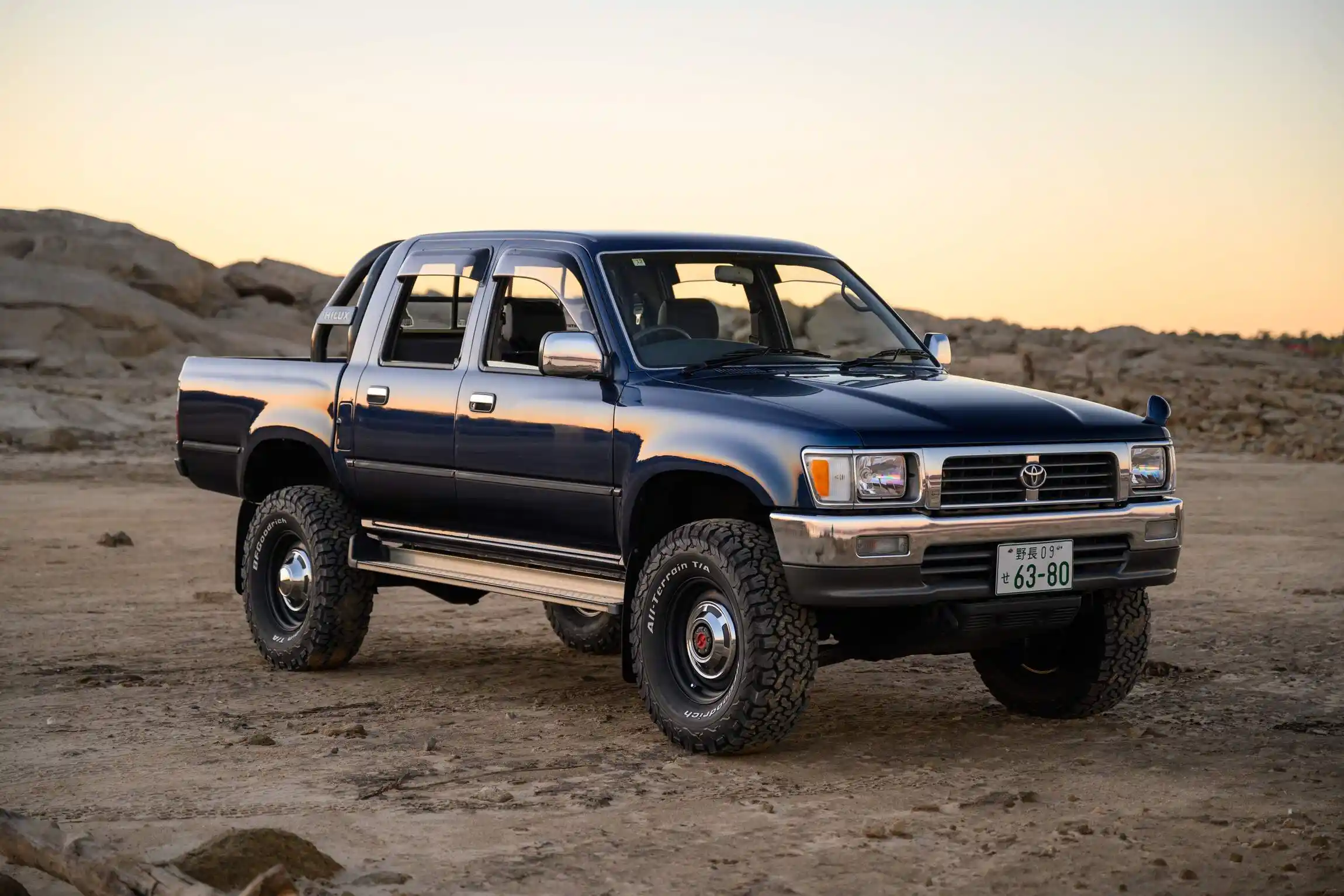 Sold: 1996 Toyota Hilux SSR 4×4