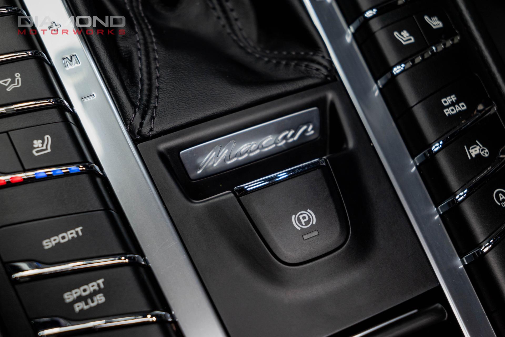 2018 Porsche Macan Turbo