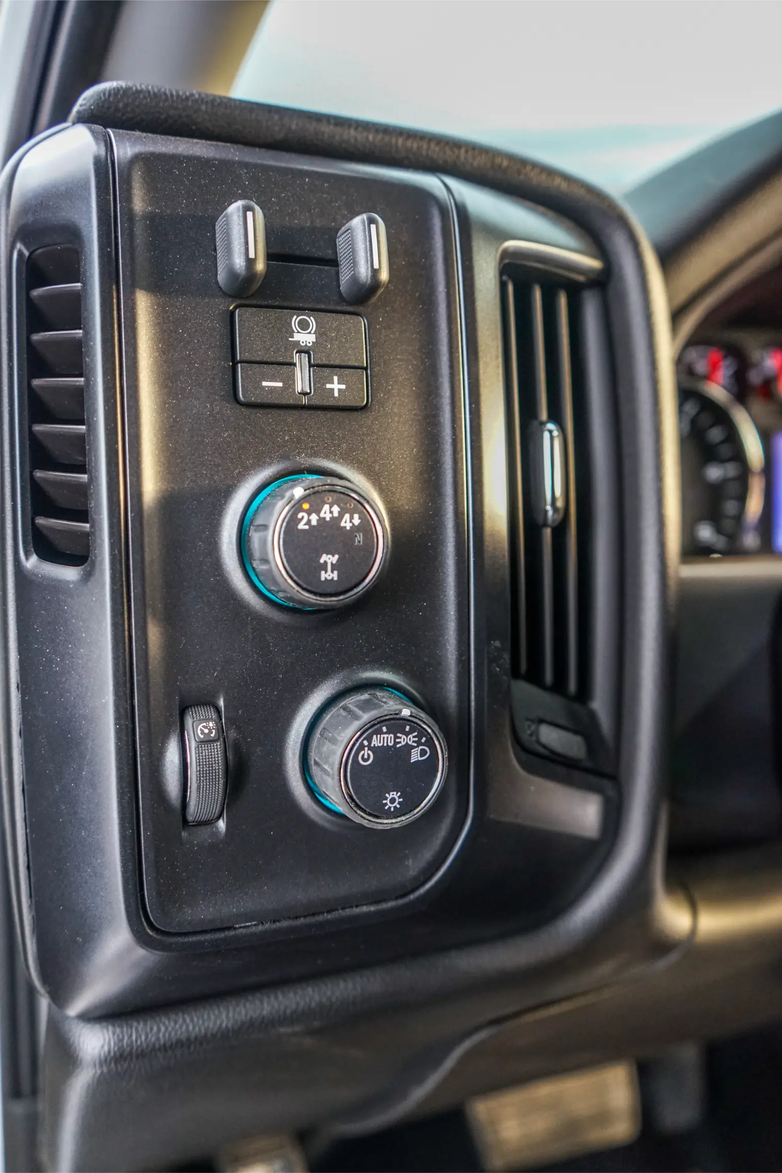 2023 Chevrolet Silverado 6500 HD 4×4 Expedition Rig