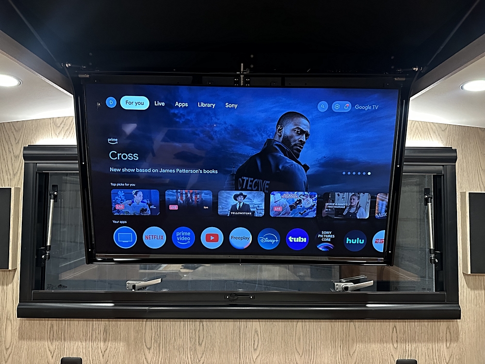 Sold: 2023 EarthRoamer XV-SX-002