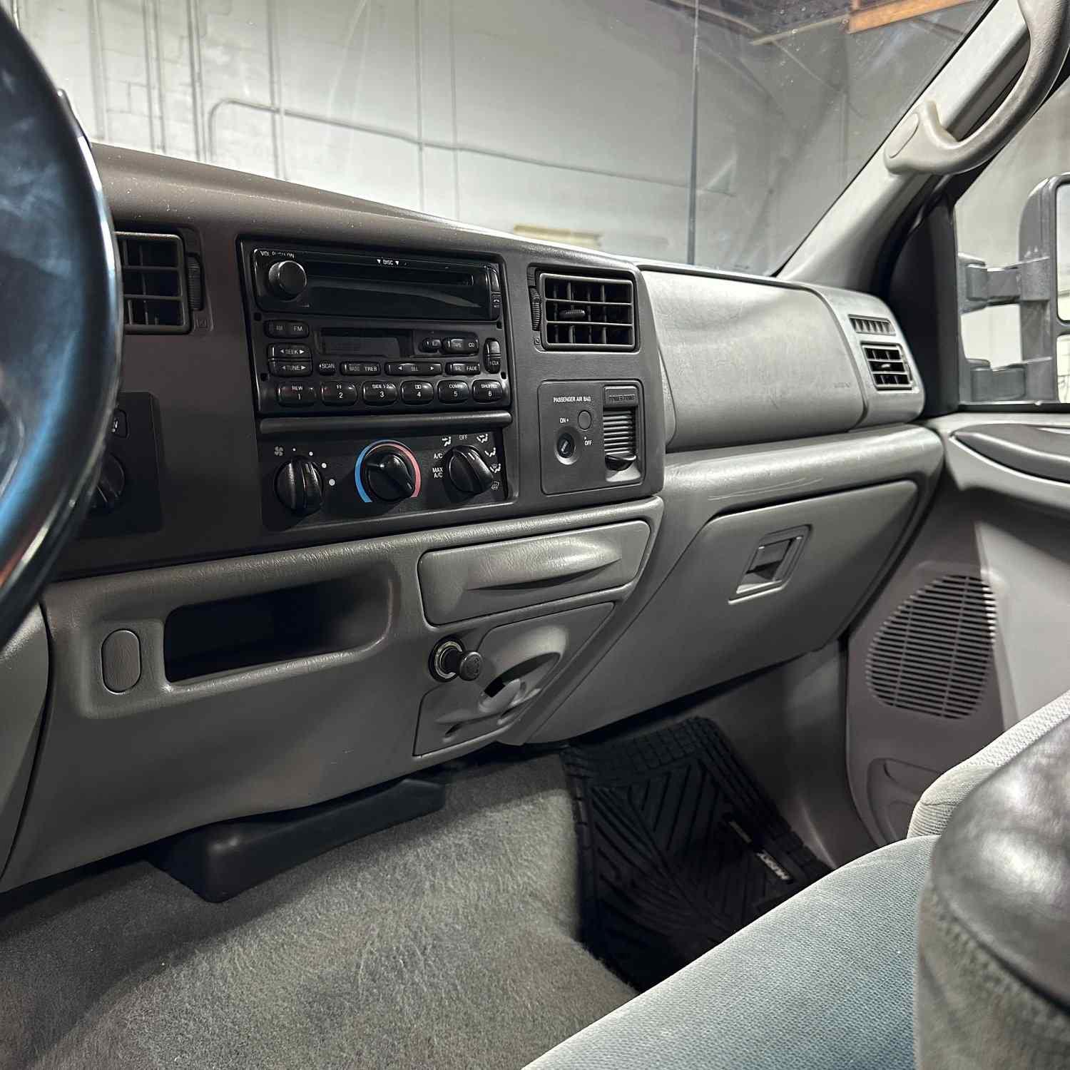 2002 Ford F-350 XLT