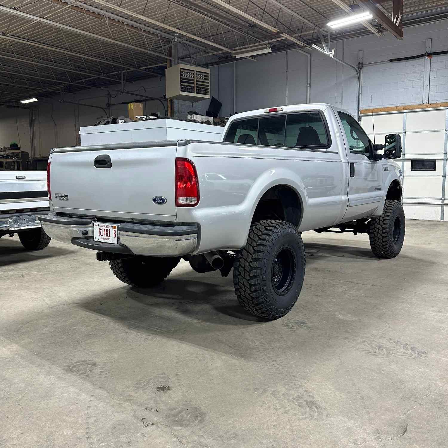 2002 Ford F-350 XLT - 4