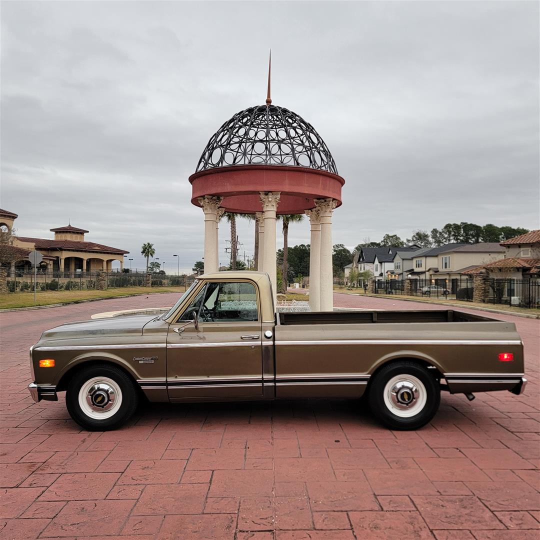 1970 Chevrolet C20 Custom - 2