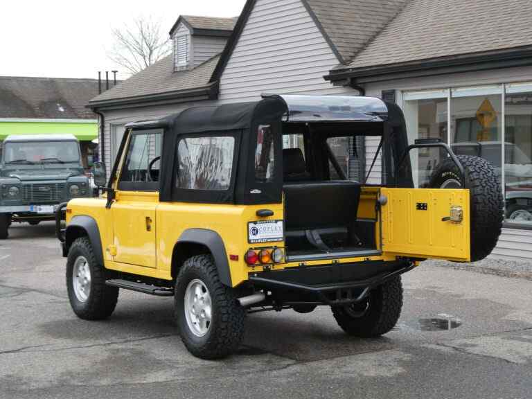 1997 Land Rover NAS Defender 90