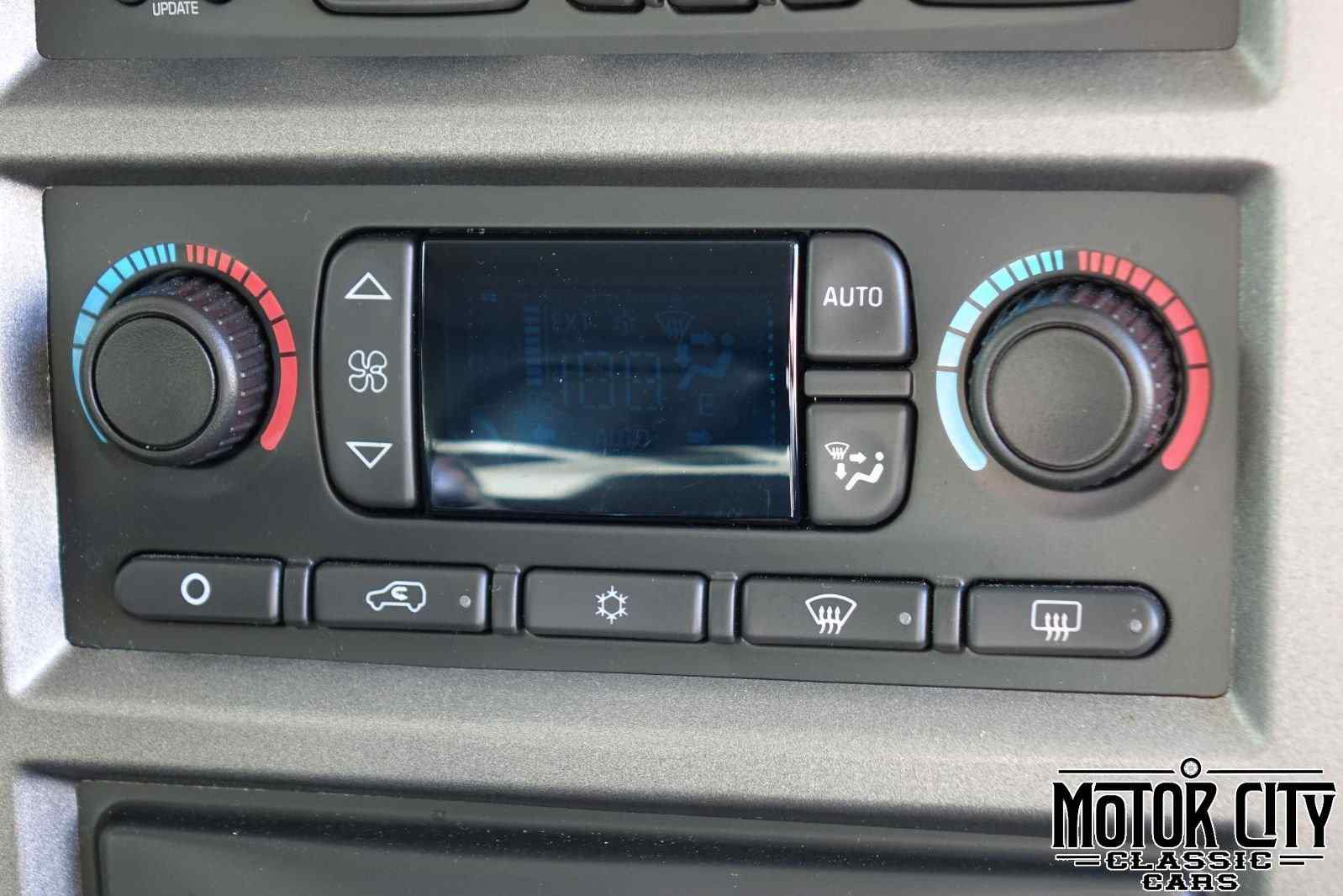 2003 HUMMER H2