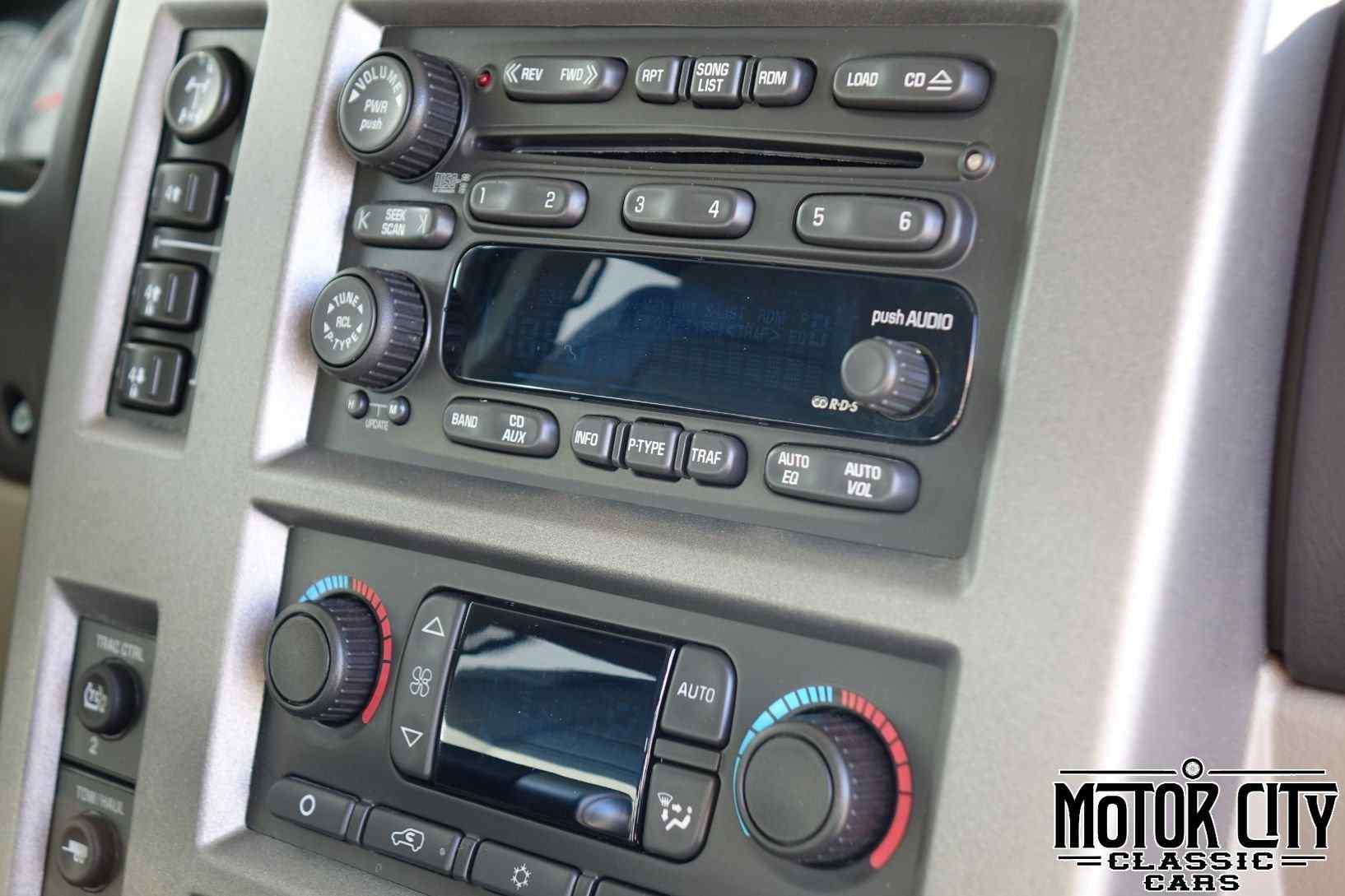 2003 HUMMER H2