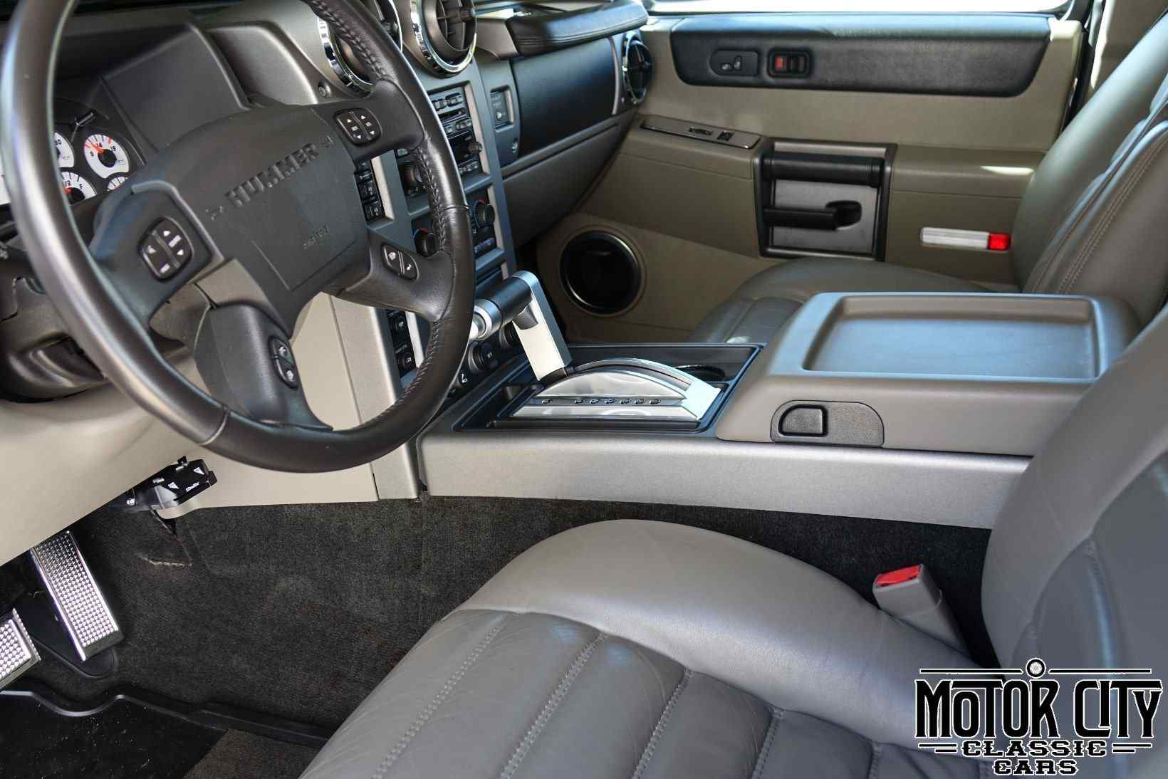 2003 HUMMER H2