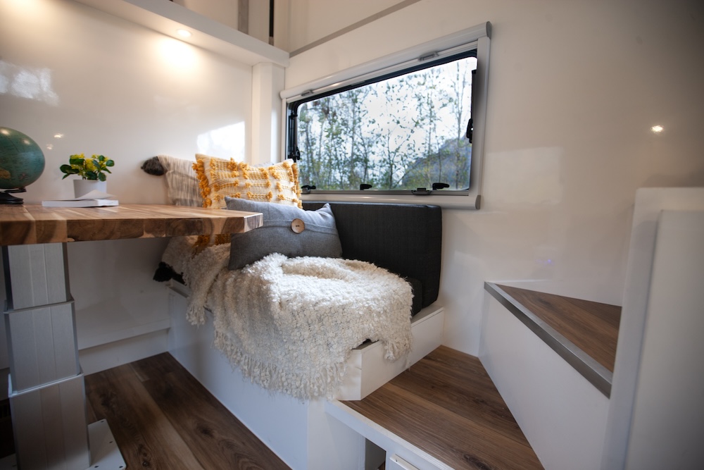 Stewart & Stevenson M1078 Expedition Build