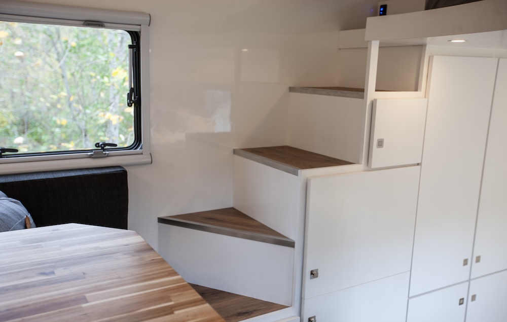 Stewart & Stevenson M1078 Expedition Build