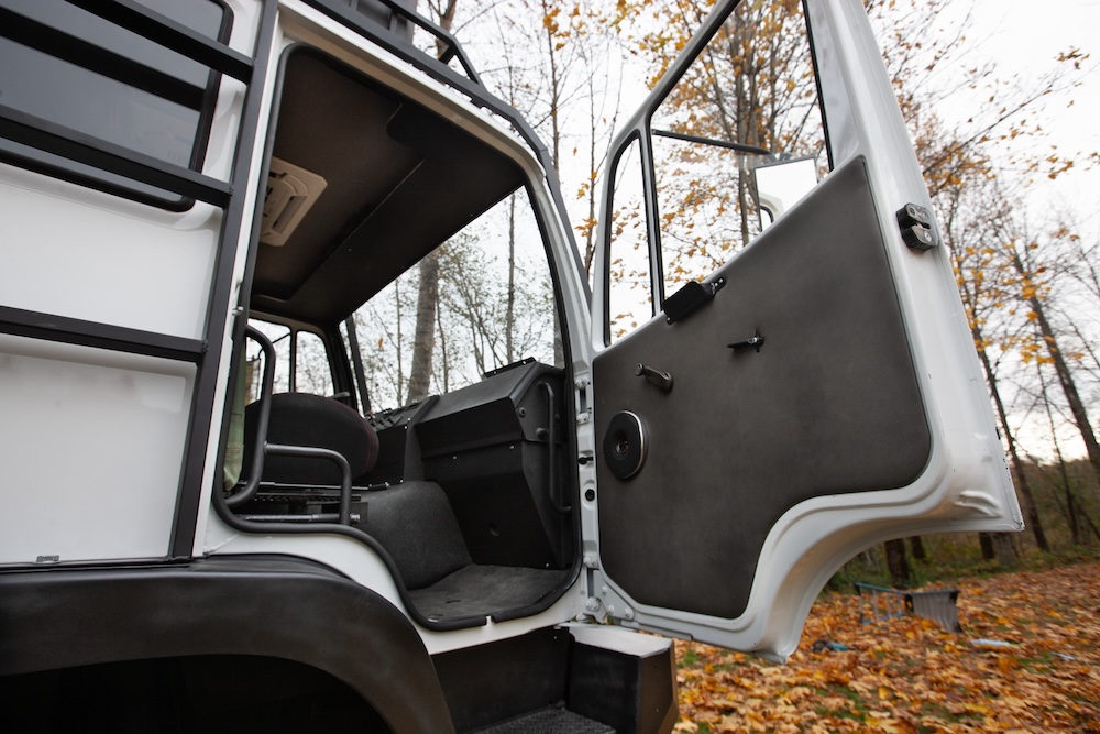 Stewart & Stevenson M1078 Expedition Build