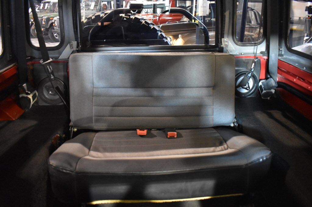 1994 Land Rover Defender 90 NAS