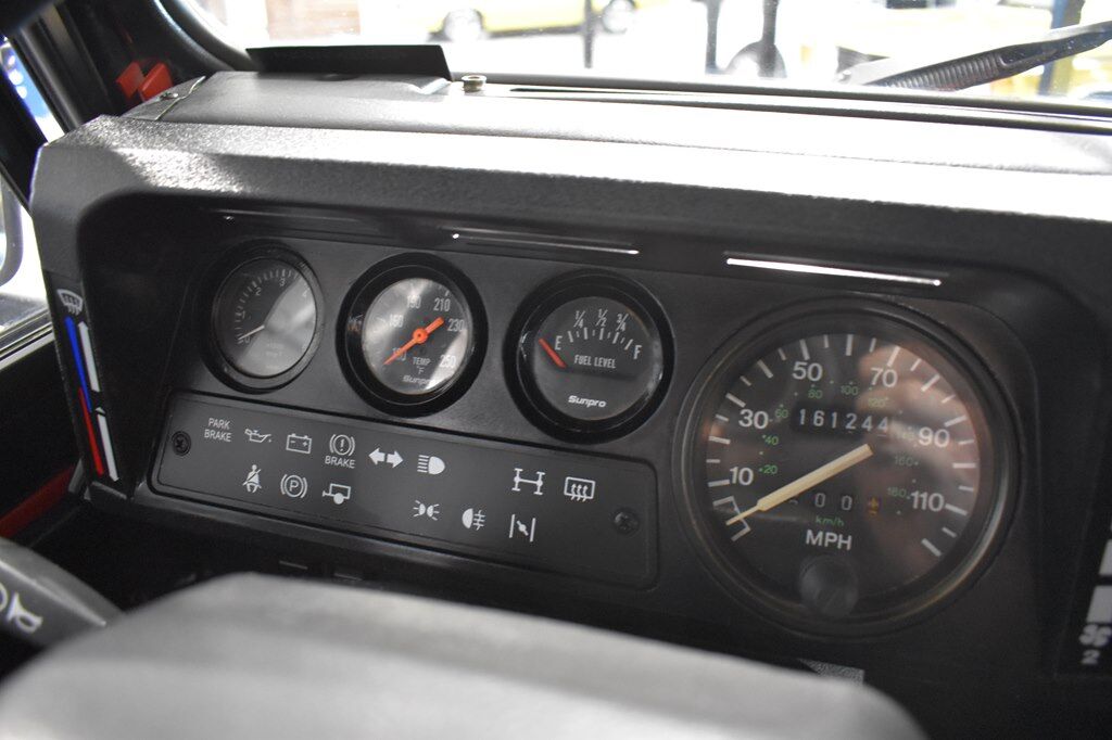 1994 Land Rover Defender 90 NAS