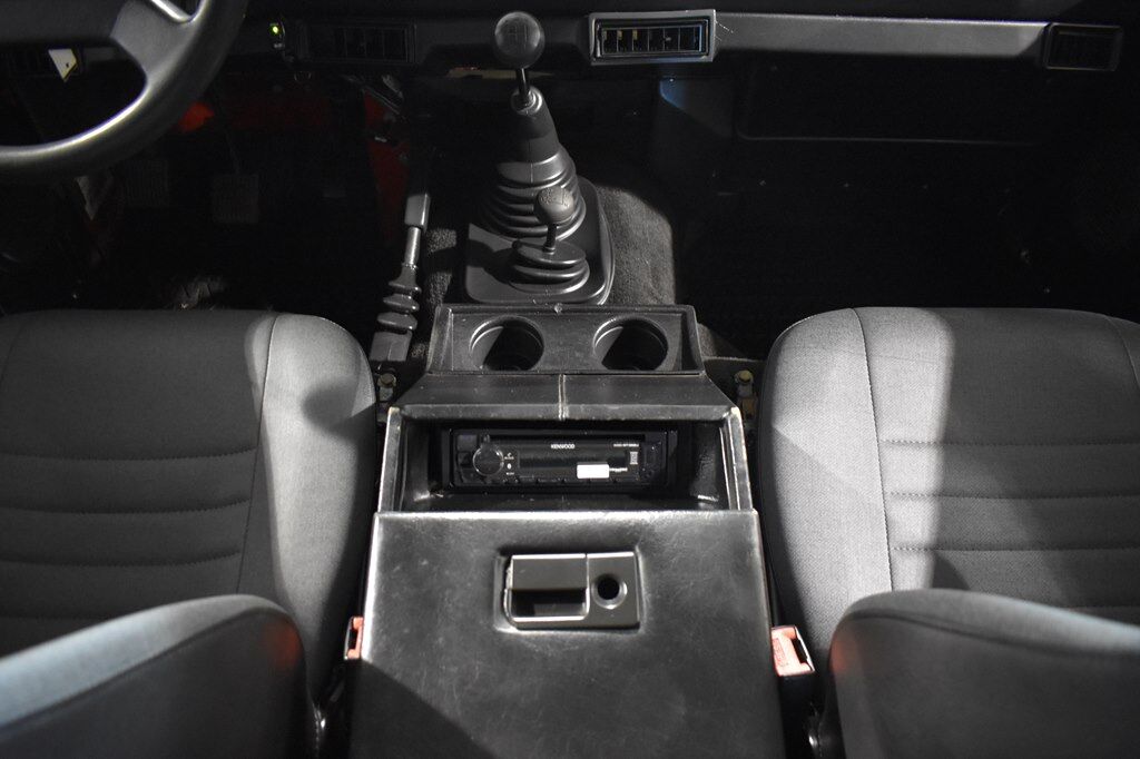 1994 Land Rover Defender 90 NAS