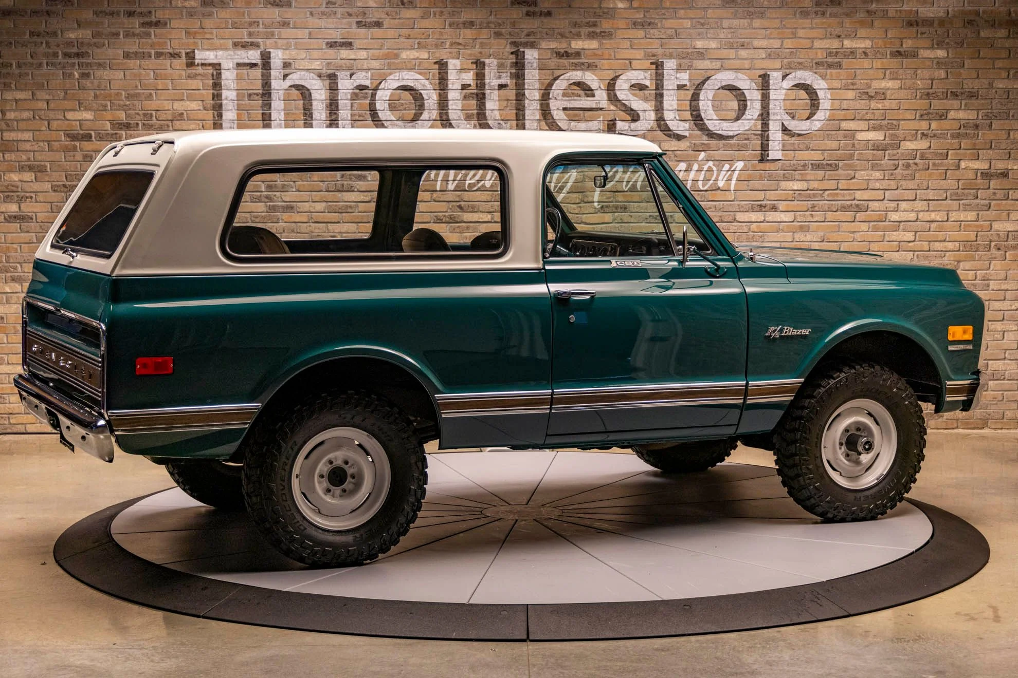 1969 Chevrolet Blazer K5 CST - 4