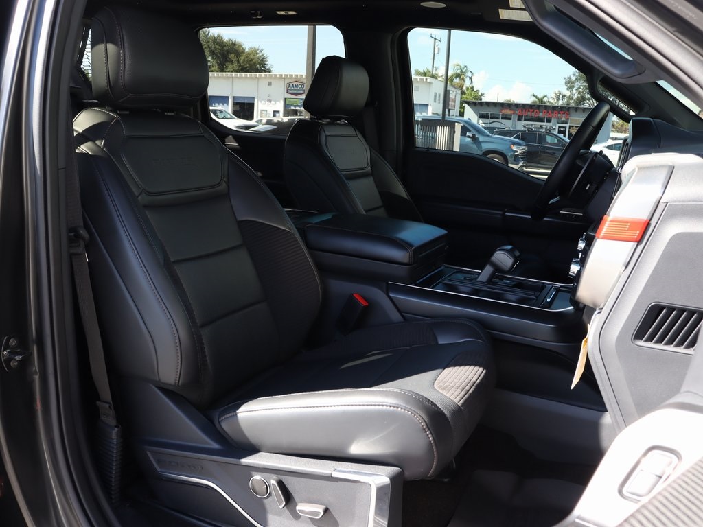 2022 Ford F-150 Raptor 6×6 Conversion