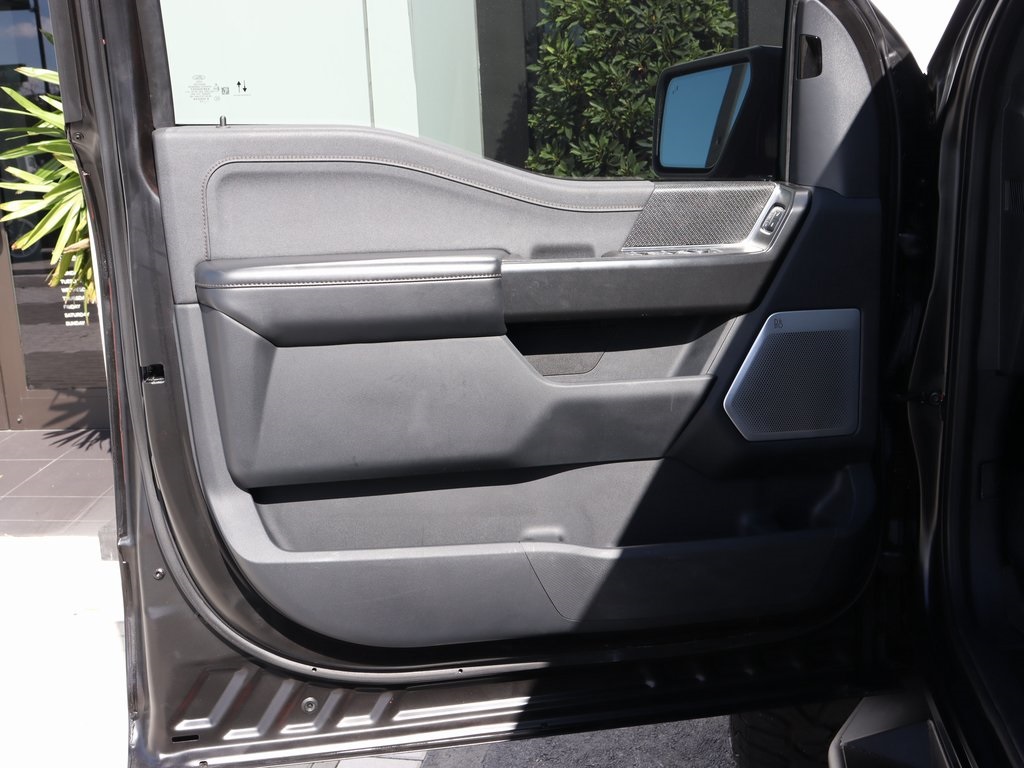 2022 Ford F-150 Raptor 6×6 Conversion