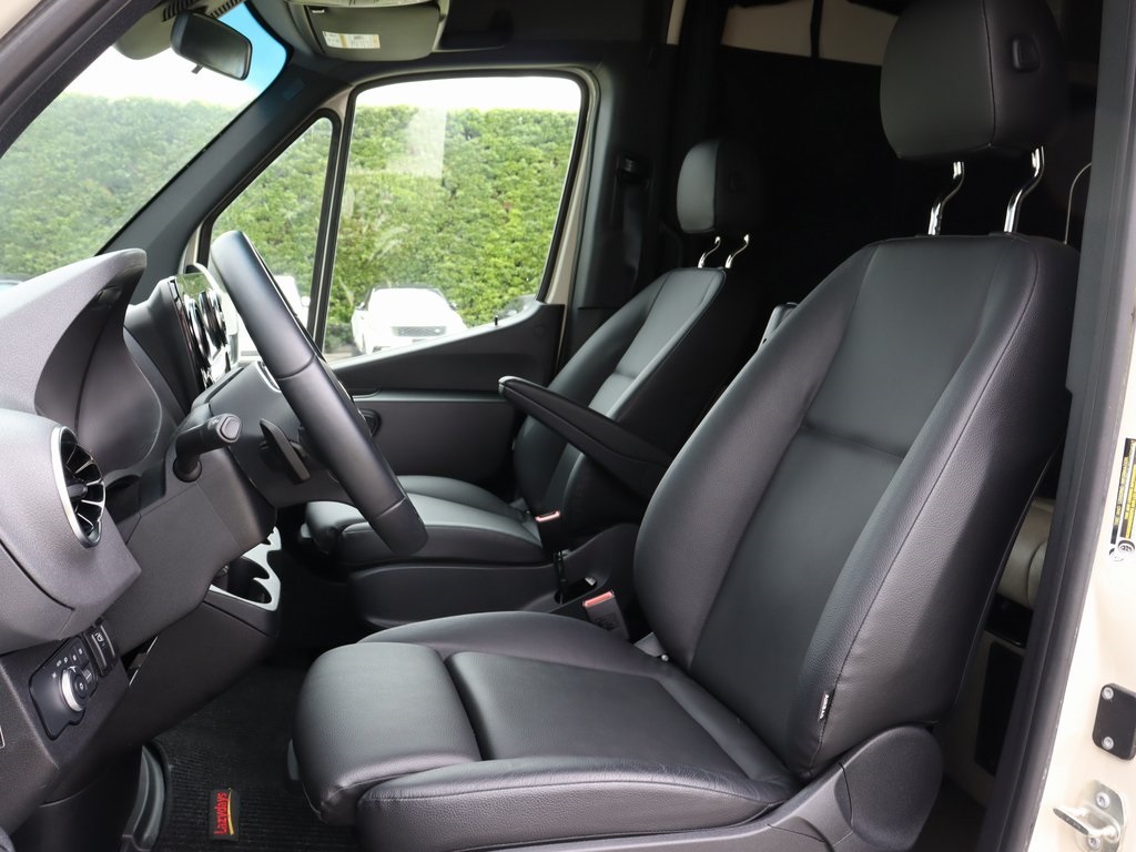 2023 Mercedes-Benz Sprinter 2500