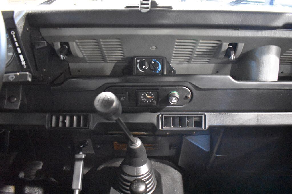 1994 Land Rover Defender 90 NAS