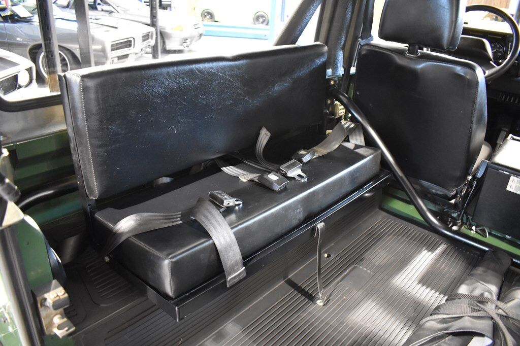 1994 Land Rover Defender 90 NAS