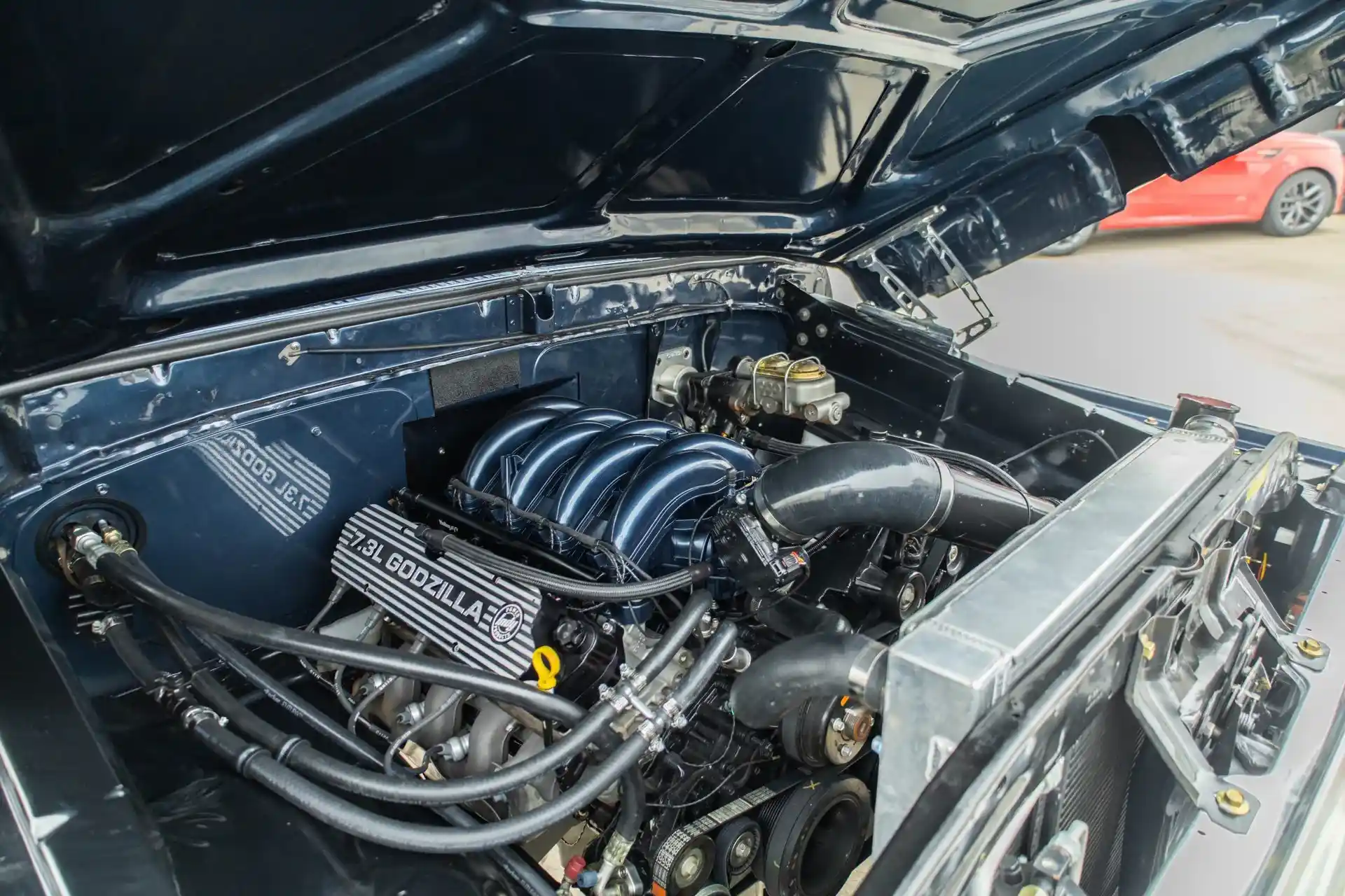 7.3L Godzilla-Powered 1978 Ford Bronco Free Wheeling