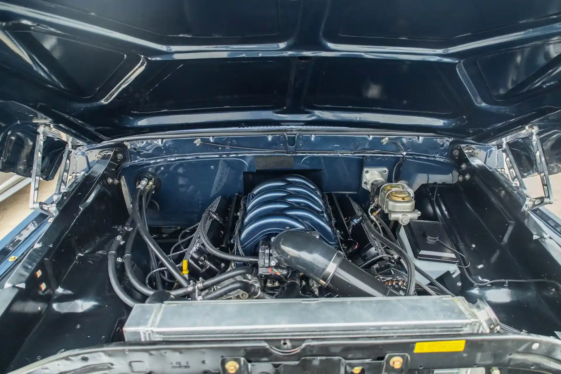 7.3L Godzilla-Powered 1978 Ford Bronco Free Wheeling