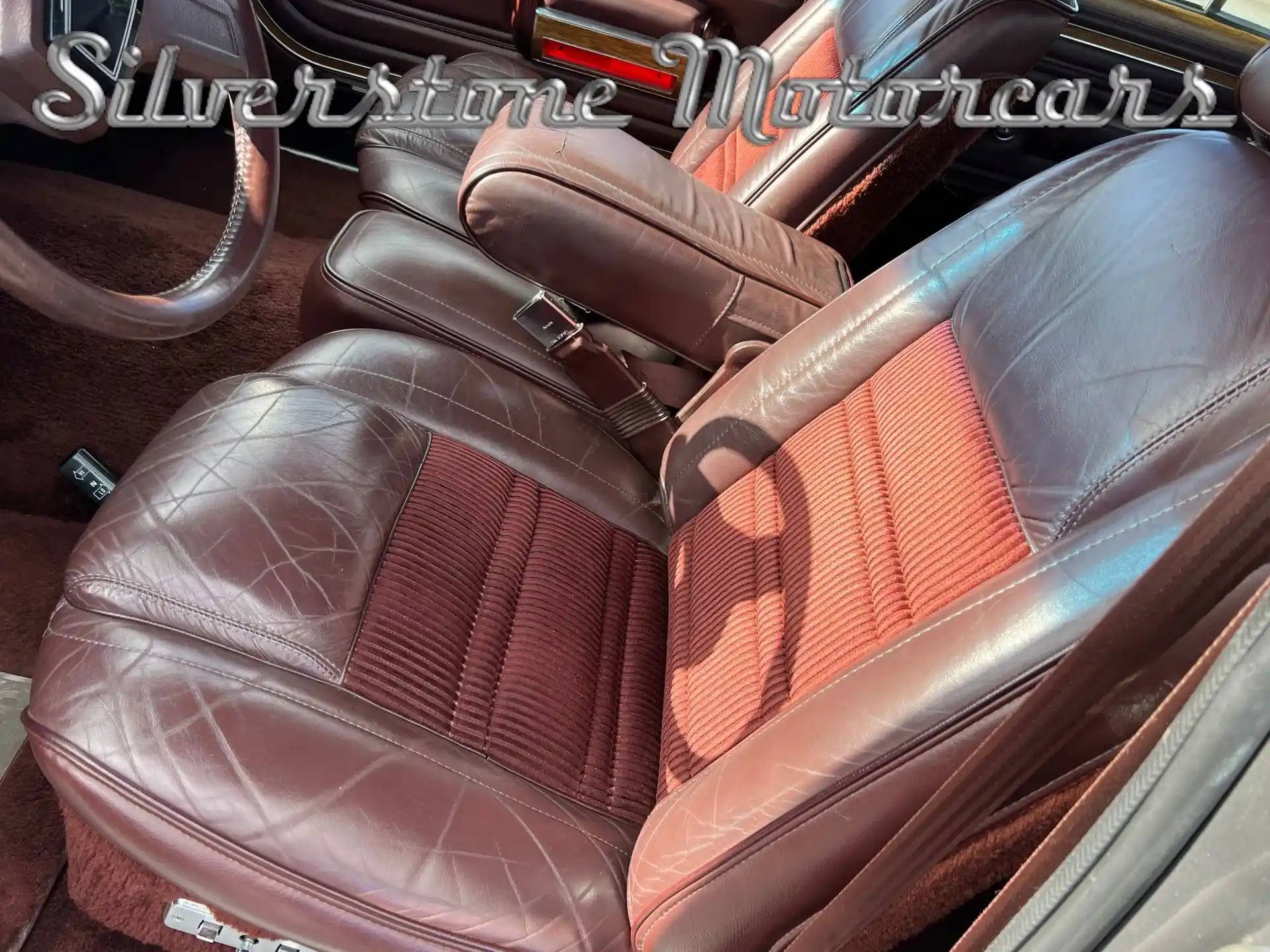 1989 Jeep Grand Wagoneer