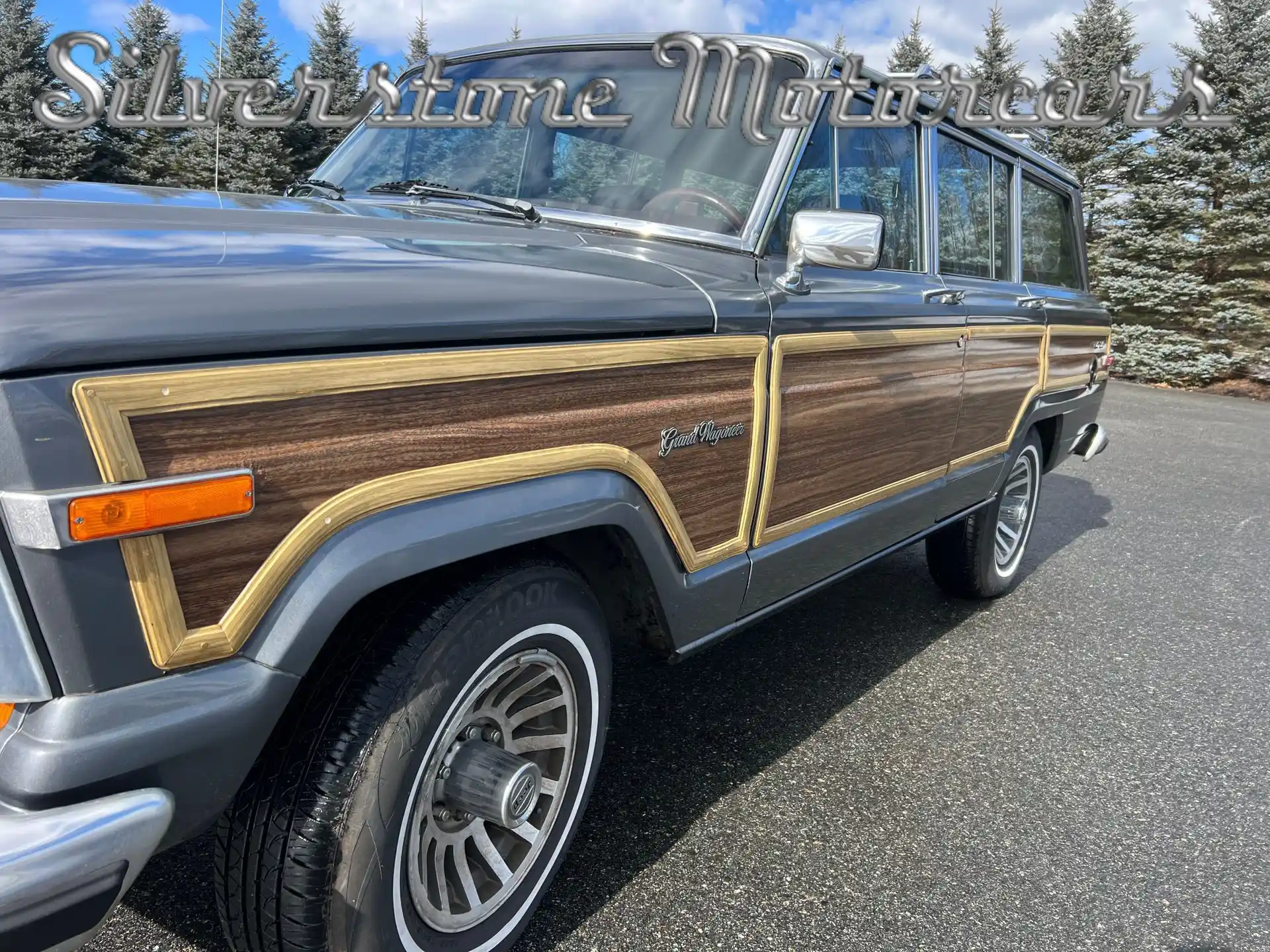 1989 Jeep Grand Wagoneer