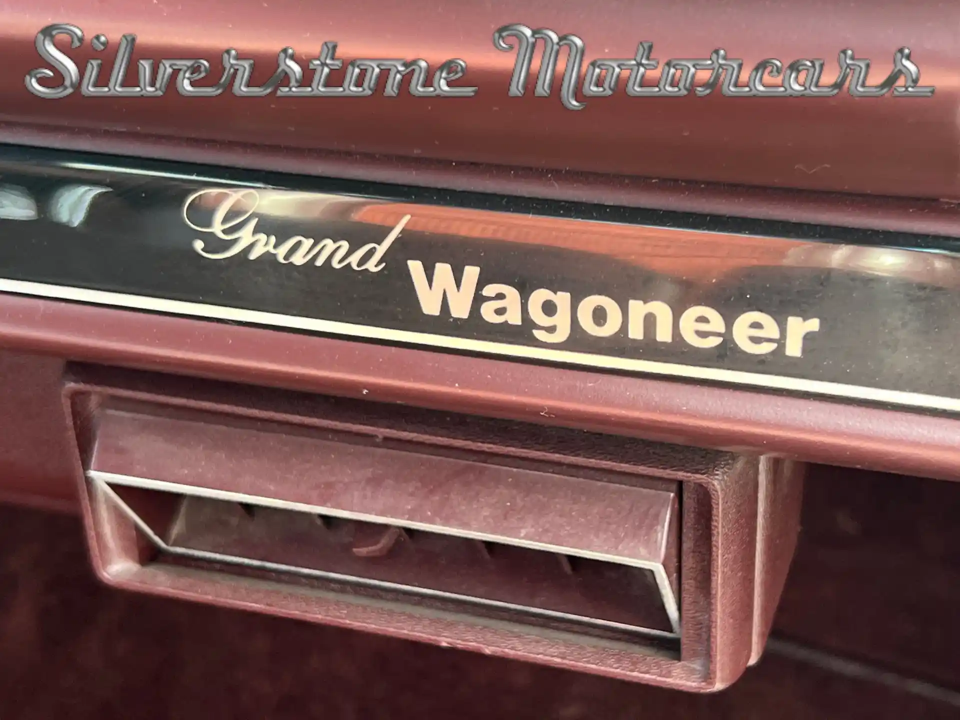 1989 Jeep Grand Wagoneer