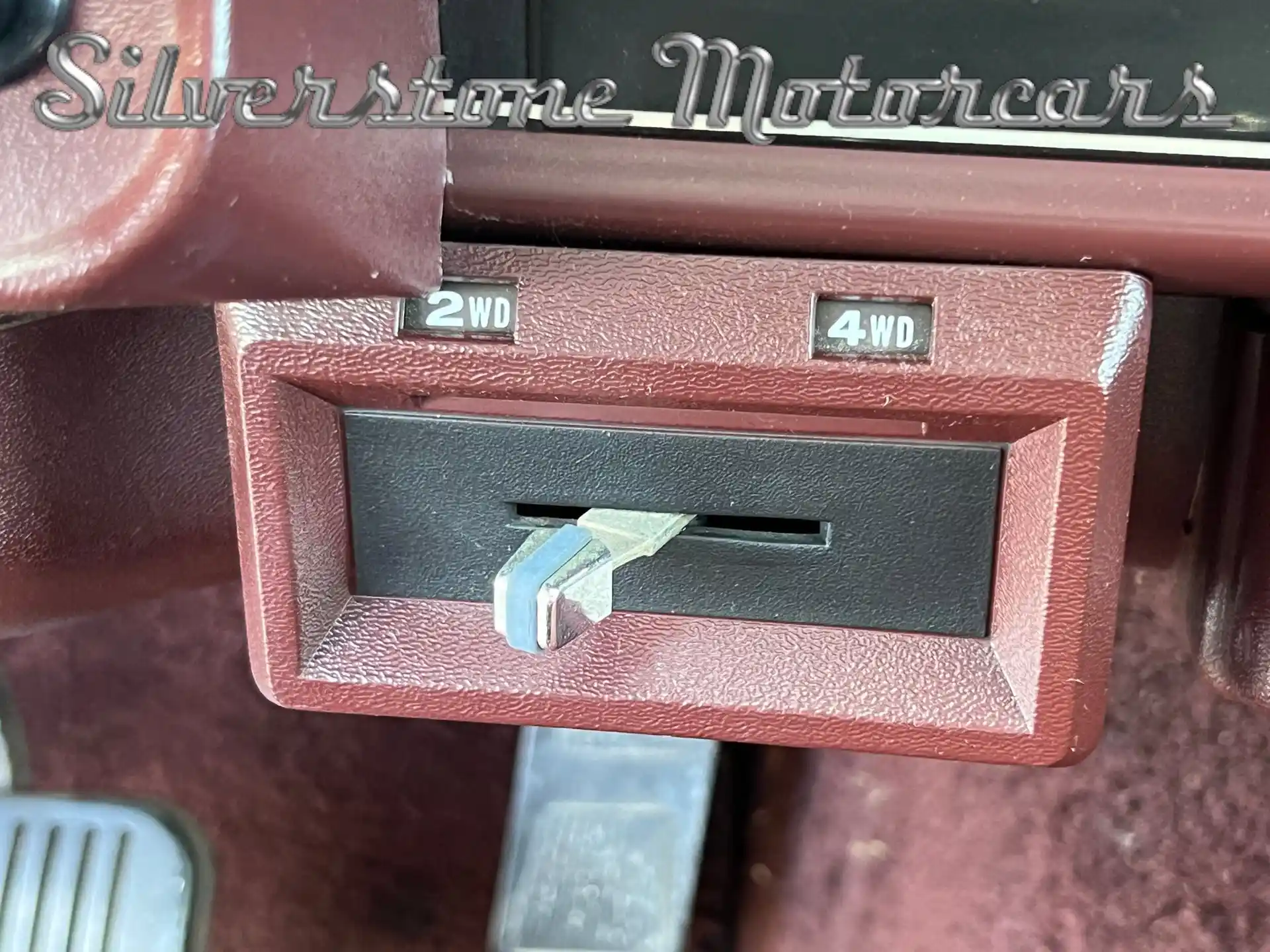 1989 Jeep Grand Wagoneer