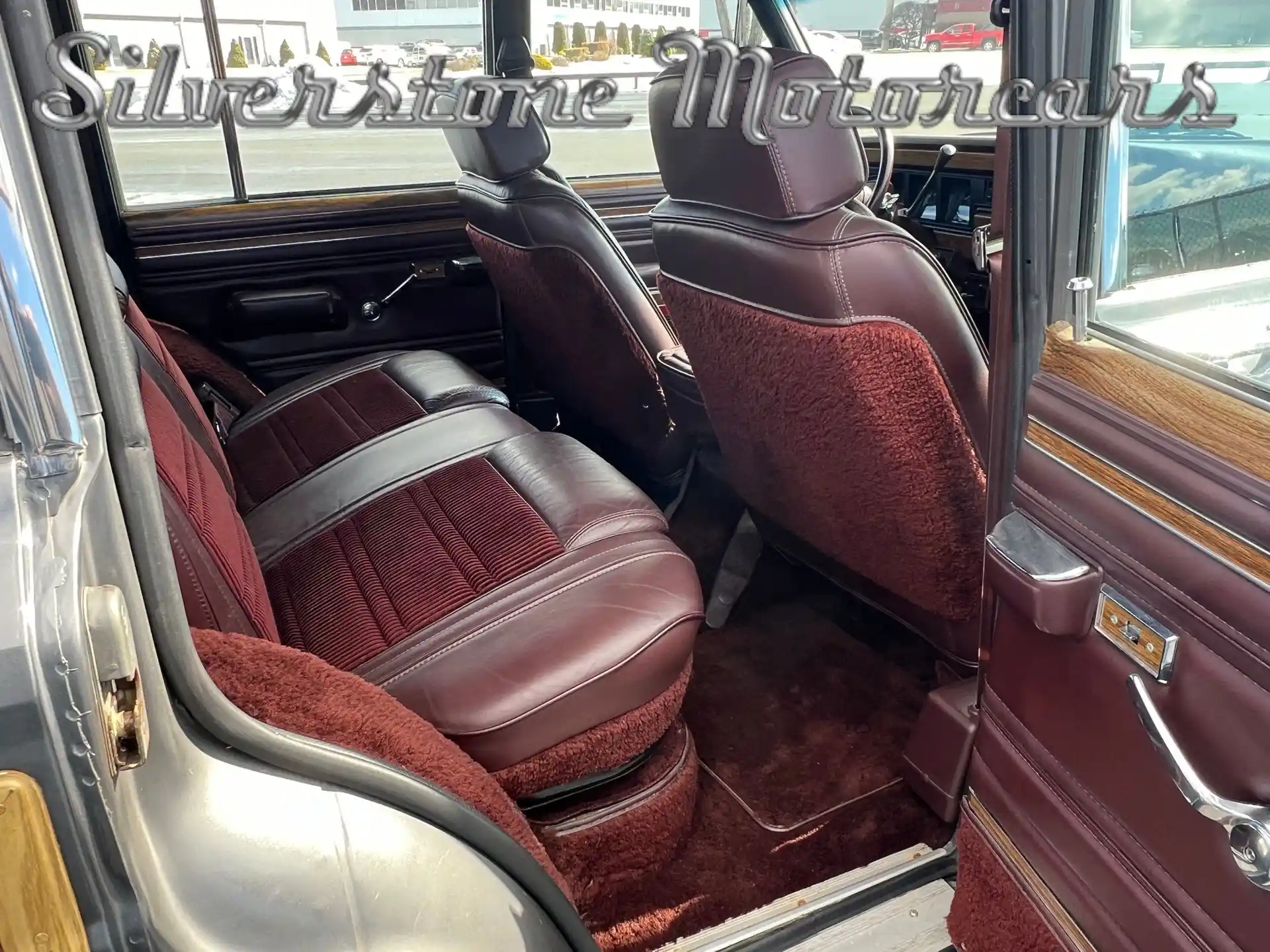 1989 Jeep Grand Wagoneer