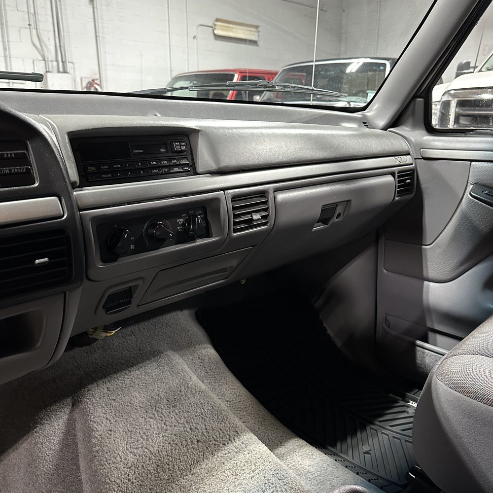 1995 Ford Bronco XLT