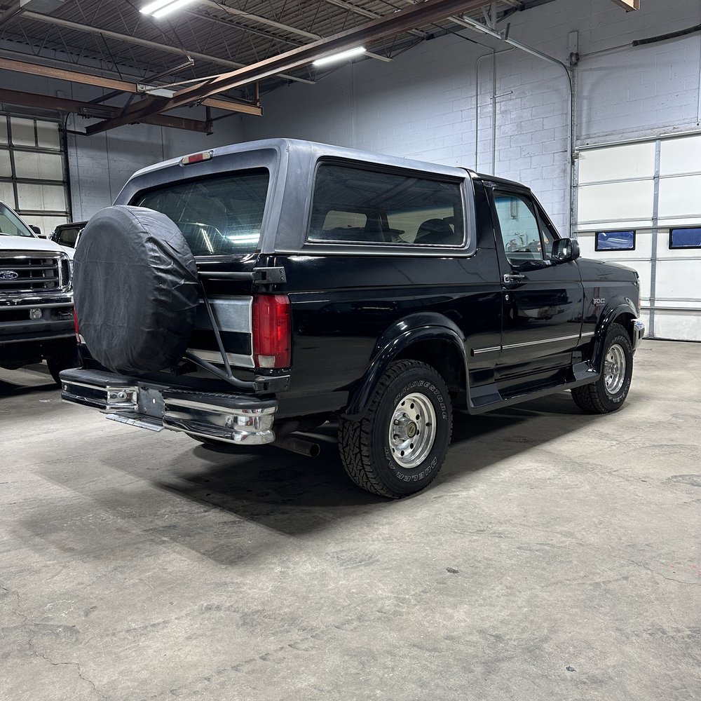 1995 Ford Bronco XLT - 3