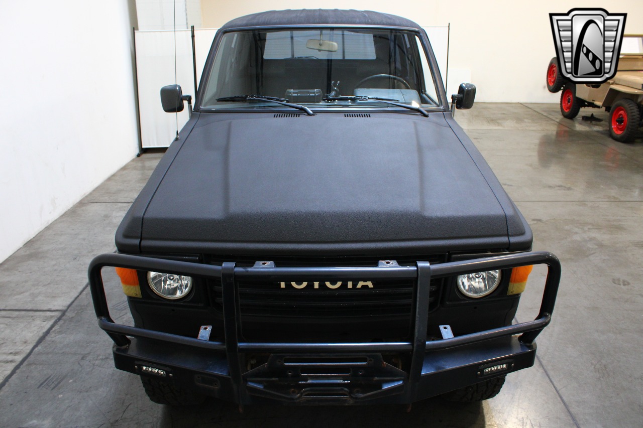 1985 Toyota Land Cruiser FJ60