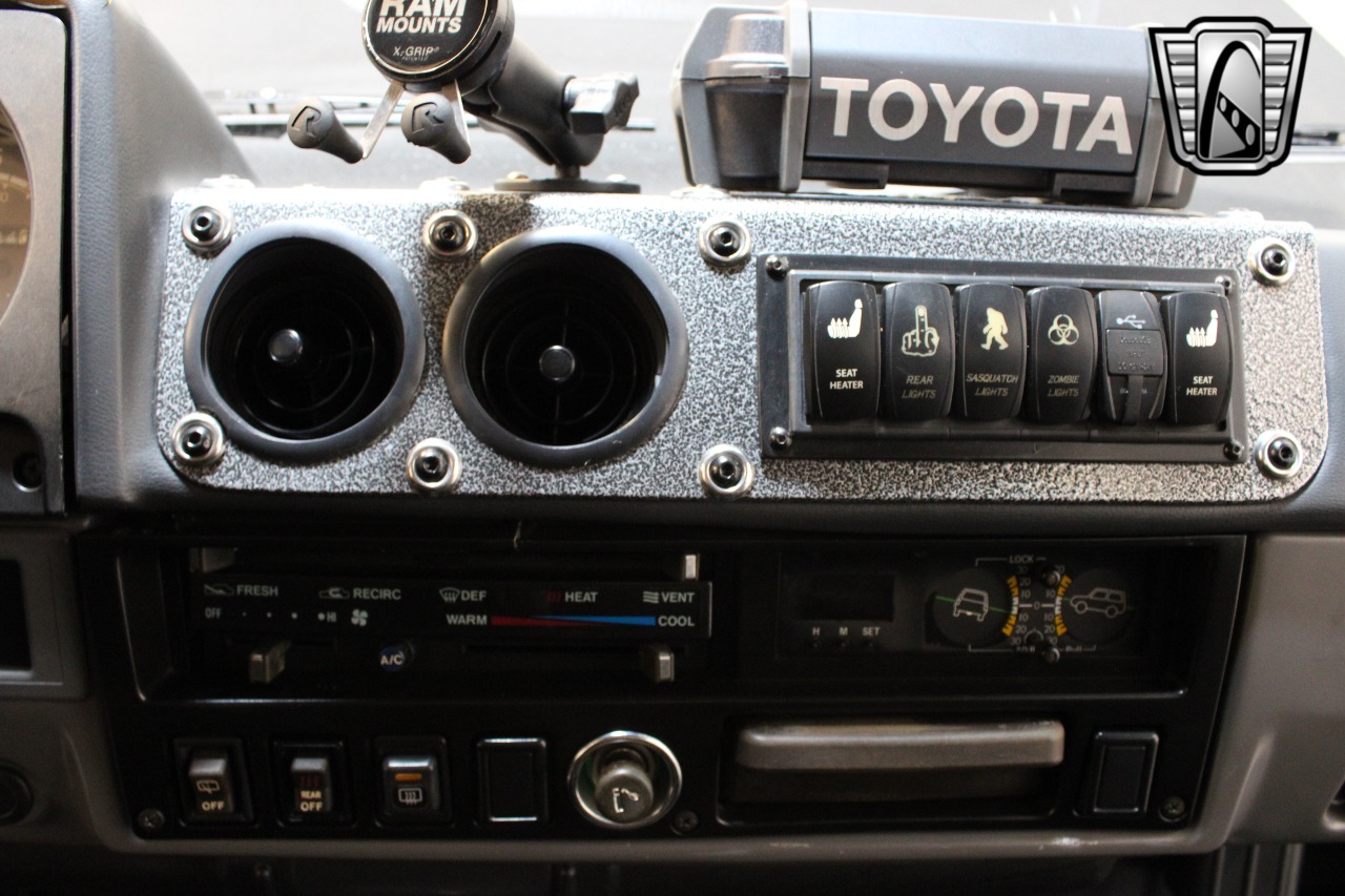1985 Toyota Land Cruiser FJ60