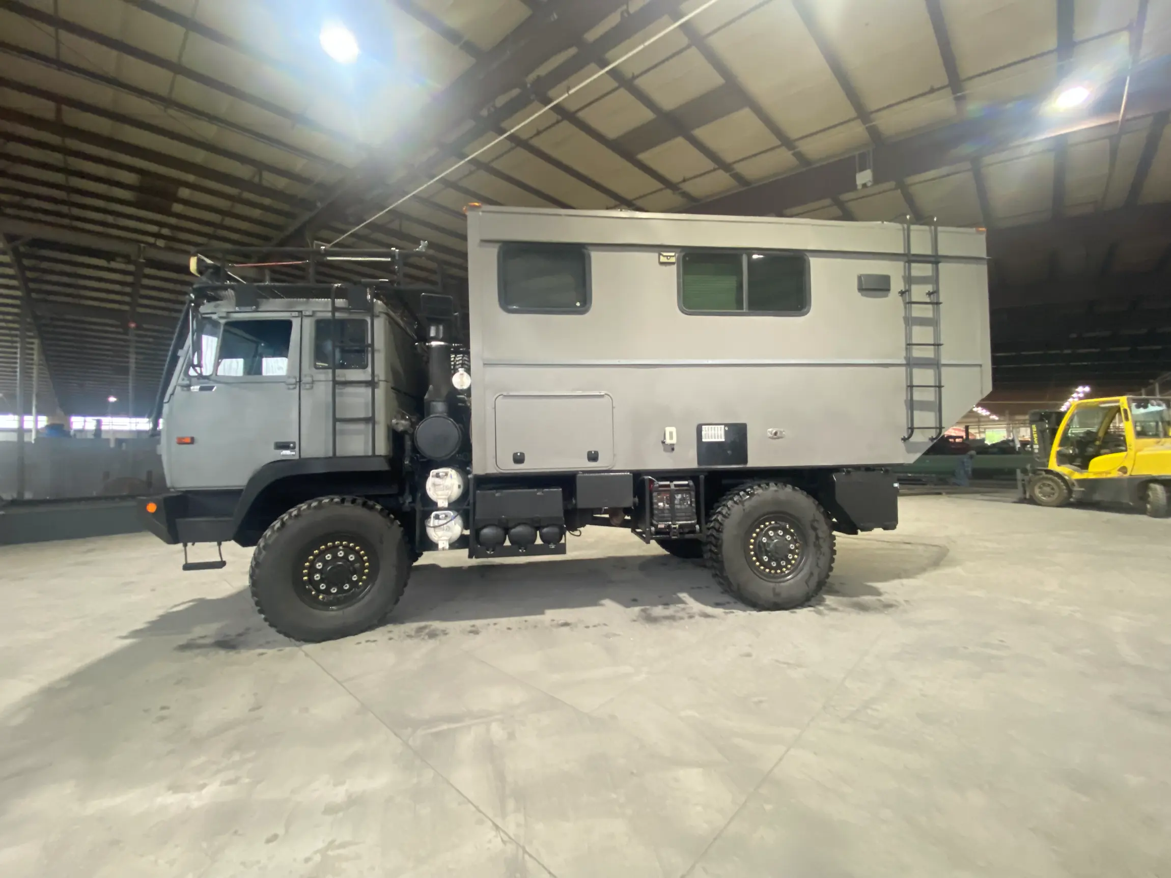 1996 Stewart & Stevenson LMTV M1081 Drop Cab - 3
