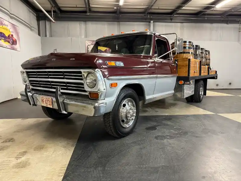 1968 Ford F-350 "Hillbilly Tap-Wagon"
