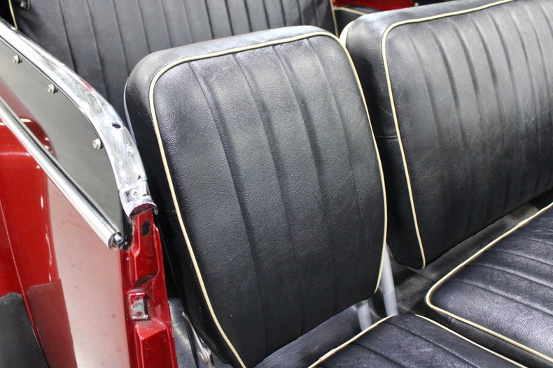 1952 Willys Jeepster