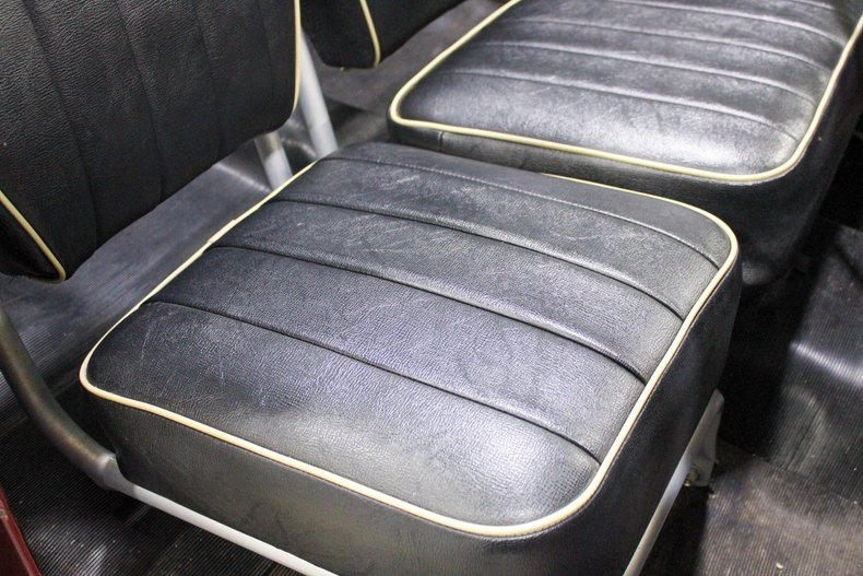 1952 Willys Jeepster