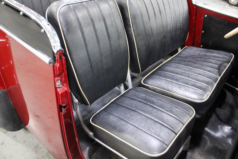 1952 Willys Jeepster