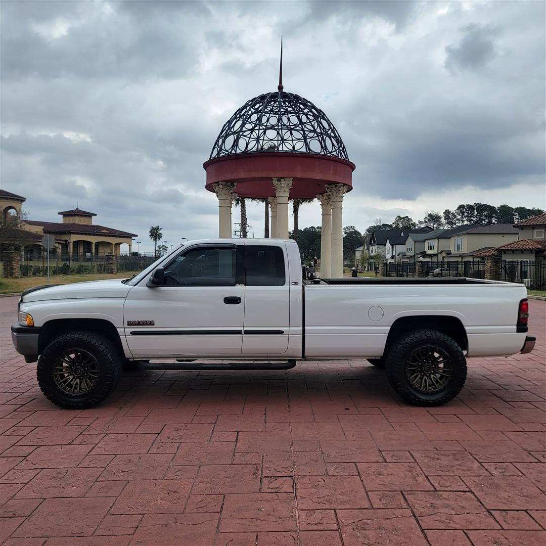 2002 Dodge Ram 2500 Laramie SLT