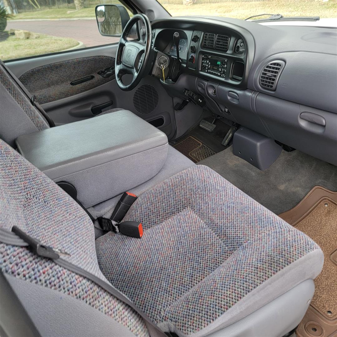 2002 Dodge Ram 2500 Laramie SLT