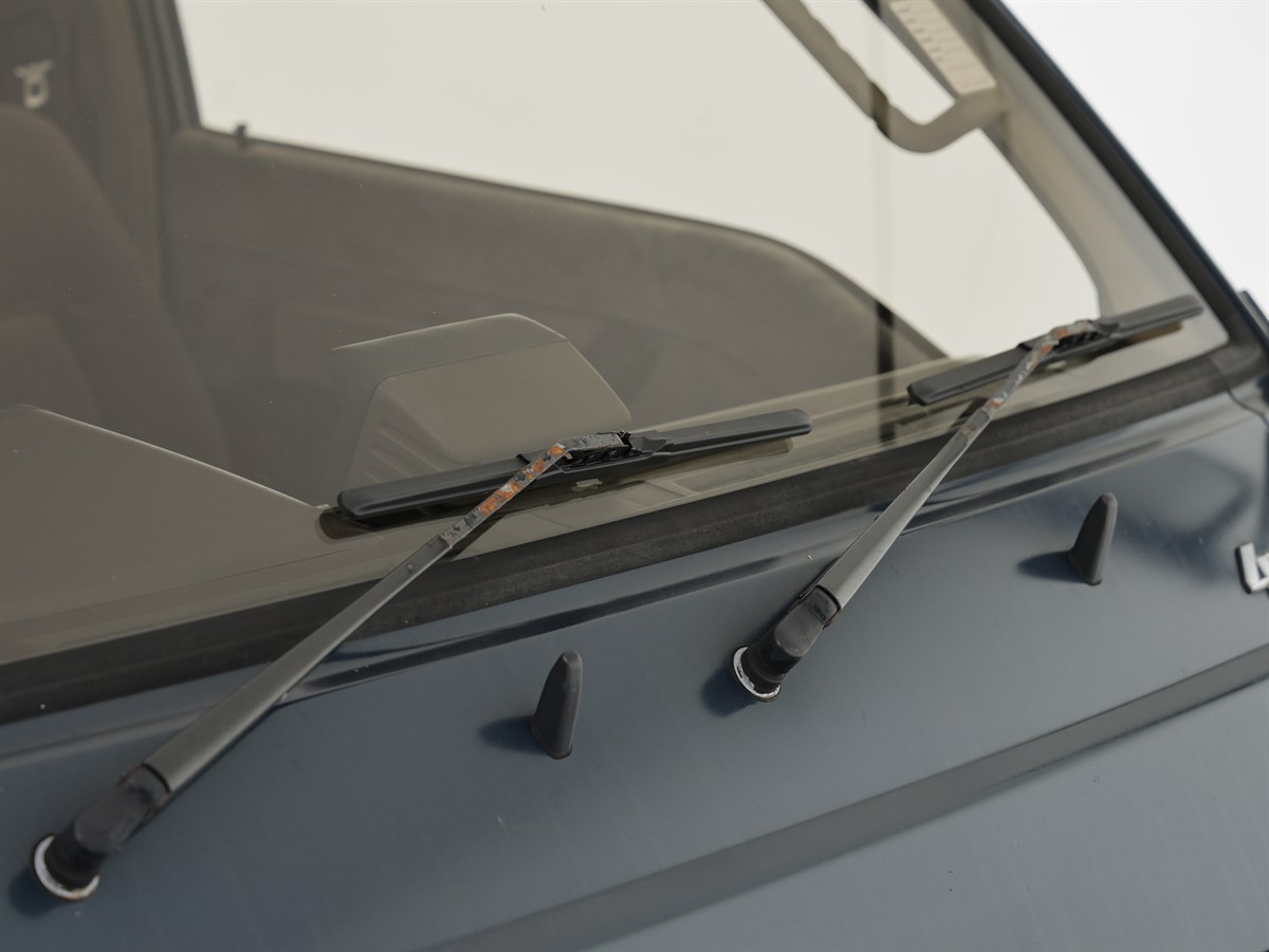 1990 Mitsubishi Delica